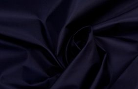 ткань курточная таффета 190t, wr/pu silver, 65гр/м2, 100пэ, 150см, синий темный/s058, (рул 100м) d купить в Владивостоке.